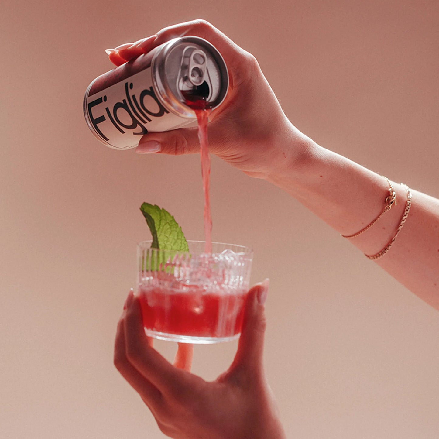 Fiore Frizzante Non-Alcoholic Spritz image 1